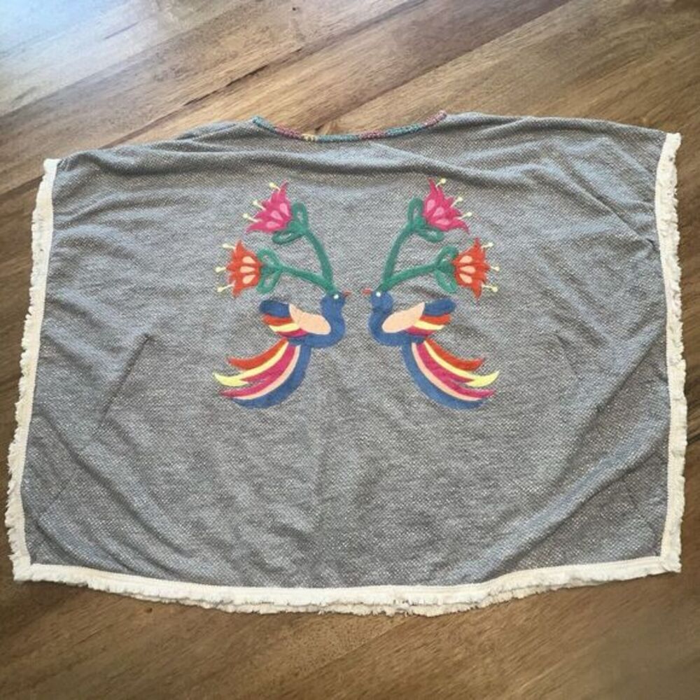 Woman's‎ Judith March Pullover Top Birds Embroidered Small Beachy - Picture 4 of 15